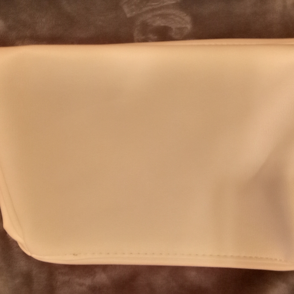 Rodan+Fields bag. - Picture 4 of 5
